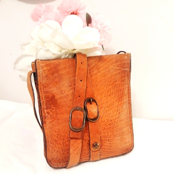 Patricia Nash Italian Leather Crossbody - Picture 14 of 15